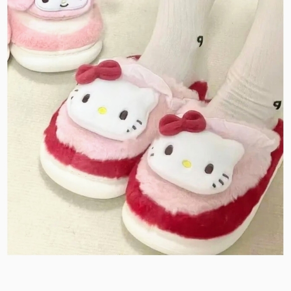 Hello Kitty Plush Slipper home winter shoes, New, Without Box. - Picture 2 of 4